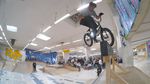 Beim Last Stand Jam in der Skatehalle Trier ging es ordentlich zur Sache. Wer sein Rasierzeug dabei hatte, erfährst du in unserem Video!