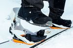 Burton_2024-Union-Atlas-StepOn-BindingOnSnow2