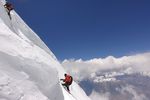Serac-climbing-during-Tilicho-peak-summit-push