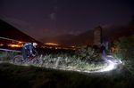 Zwei Nightrides gehören in 2016 zum Programm der TrailTrophy: In Latsch und in Flims-Laax müssen die Teilnehmer auch nachts die beste Linie finden. © Manfred Stromberg