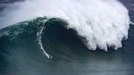 Nazaré Tow Surfing Challenge
