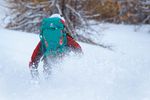 Dank der schmalen Form bietet der Skirucksack von Deuter optimale Bewegungsfreiheit. credit: Stefan Neuhauser