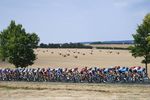 Der längste Tag der 105. Tour de France schickte das Peloton 231 Kilometer von Fougères nach Chartres (Foto: © ASO)