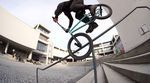 Stephan Götz hakt in seinem Welcome-Edit für SIBMX und BSD einige furchteinflößende Missionen ab, hat aber auch jede Menge Techtricks im Gepäck.