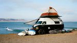 Surfer Roadtrips Top 10 Reisen - VW Bulli am Strand