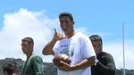 mariota_shaka