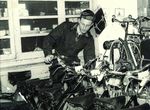 Das Unternehmen wurde im Jahre 1957 gegründet. Koos Tacx eröffnete damals ein Fahrradgeschäft in Wassenaar, einem Ort zwischen Amsterdam und Den Haag.