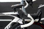 Vorbau und Lenker sind durch und durch aerodynamisch optimiert.