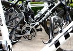 Wir waren überrascht, auf Schlecks Bike Carbon-Flaschenhalter zu finden. Viele Teams verbauen Metallflaschenhalter um die von der UCI vorgegebenen 6,8kg zu erreichen. Vor allem da das Trek Emonda deutlich unter den 6,8kg liegt, mussten Treks Mechaniker einiges an toten Ballast verbauen.