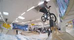 Beim Last Stand Jam in der Skatehalle Trier ging es ordentlich zur Sache. Wer sein Rasierzeug dabei hatte, erfährst du in unserem Video!