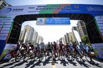 Jedes Jahr gehen bei der Tour of Qinghai Lake gehen 17 Pro Teams an den Start des zweiwöchigen Etappenrennens, (Foto: Xinhuanet Photo)