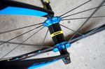 Das Lapierre Xelius SL 700 rollt auf den neuesten Mavic Ksyrium Elite S Laufrädern. Diese fahren sich extrem gut und liegen ein Level über den meisten Laufradsätzen, die für gewöhnlich an Komplettbikes dieser Preisklasse verbaut werden.