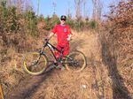 René ist Fahrtechniktrainer und so oft es geht selbst auf Downhill- und Enduro-Rennen unterwegs.