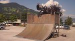 Wer Fufanus an Geländern vermisst, darf sich freuen! Denn mit diesem zeitlosem Trick eröffnet Mike Kröll aus dem schönen Zillertal in Tirol dieses Video.