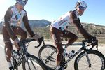 Da Braun an sich schon keine wirklich schöne Farbe ist, können wir über das Ag2r-Outfit, welches großflächig aus Braun besteht, beim besten Willen nichts Gutes sagen.