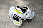 Moderne Fahrradschuhe sind voll neuer Technologien, aber Passform, Unterstützung und Komfort bleiben wichtiger als Solensteifigkeit oder die Effizienz von Verschlussmechanismen.