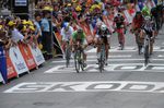 7. Etappe - Matteo Trentin (Omega Pharma-QuickStep) siegt im Fotofinish um Haaresbreite gegen Peter Sagan. (Foto: Sirotti)