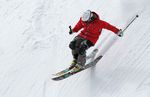 Skifahren in Rückenlage kann zu Schienbeinschmerzen führen.