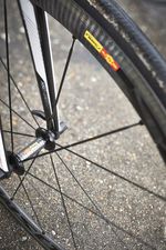 Mavic Cosmic Carbone Laufräder sind leicht, schauen genial aus und zigtausendfach bewährt tolle Qualität.