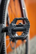 Klickpedale oder Flatpedals – was ist besser fürs Endurobike?