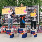 Die Gewinner von Street Best Trick an der Subbox (v. l. n. r.): Isaac Downey aus UK (2.), Lokalmatador Eddie Baum (1.) und Leon Ditzel von SIBMX (3.)