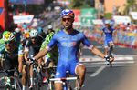 Nancer Bouhanni feiert den Sieg über die 2. Etappe der Vuelta a Espana 2014 (Foto: Sirotti)