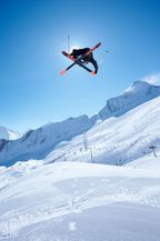 Snowpark Kitzsteinhorn - Freeski (2) - Rider Tom Ritsch (c) Kitzsteinhorn