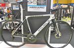 2014 erblickte das Storck Aernario Disc das Licht der Welt. 2016 ist der Hersteller mit einer überarbeiteten Version des Bikes auf dem Markt vertreten.