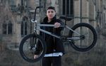 Der SIBMX-Teamfahrer Miguel Smajlji reist mit einem extra schicken Rad von Sunday Bikes zur Simple Session in Estland. Mehr dazu in diesem Bikecheck.