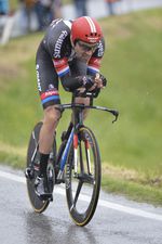 Tom Dumoulin fuhr nicht den ersehnten Sieg beim Zeitfahren, aber schaffte es wieder unter die ersten zehn in der Gesamtwertung. Foto: Sirotti