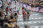 6. Etappe - Großartig gekämpft und am Ende belohnt, André Greipel (Lotto-Bellisol) schlägt zwischen Epernay und Nacy gnadenlos zu. (Foto: Sirotti)
